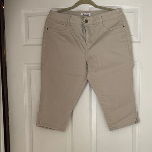 d. jeans Tan Ankle Cropped Jeans